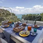 Ferienhaus Dei Limoni Con Terrazza E Discesa A Mare