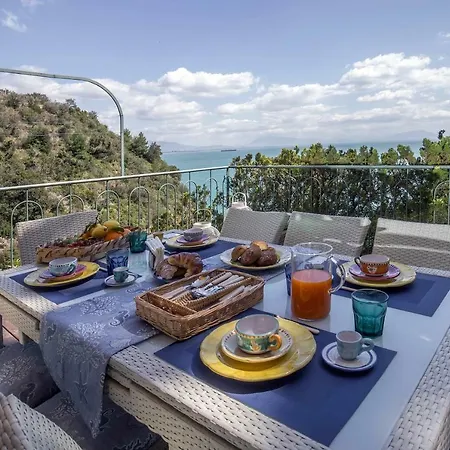 Ferienhaus Dei Limoni Con Terrazza E Discesa A Mare