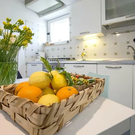 Dei Limoni Con Terrazza E Discesa A Mare * Erchie (Campania)