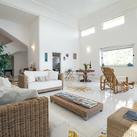 Dei Limoni Con Terrazza E Discesa A Mare Tatil Evi Erchie (Campania)