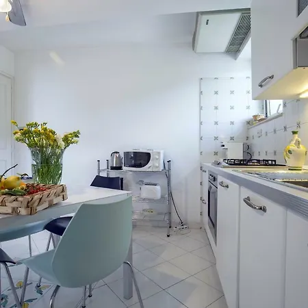 Dei Limoni Con Terrazza E Discesa A Mare Tatil Evi Erchie (Campania)